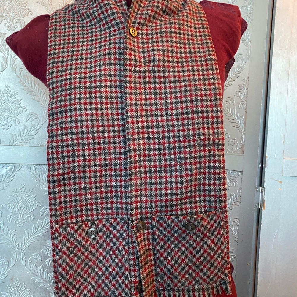 Vintage wool Red and Black scardigan Houndstooth Scarf
